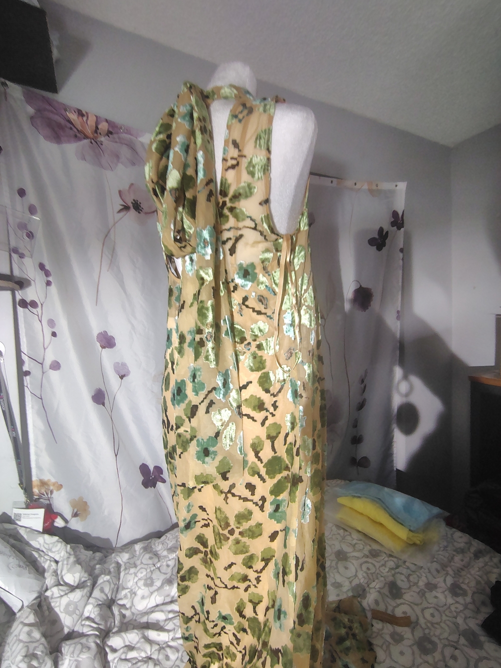 Sleeveless High-Neck Floral Velvet Burnout Gown in Beige, Green & Teal - Picture 4 of 6